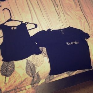 2 crop tops